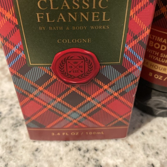 Bath and Bodyworks Classic Flannell gift set Combo - Picture 4 of 4